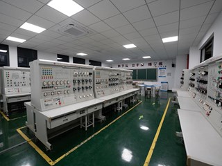 崇智楼B1-308西模拟机床故障诊断实训室